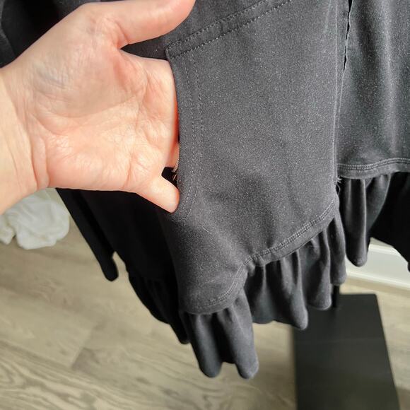 Mountain Mama's Zip Up Ruffle Lightweight Sweatshirt Jacket Size XL Black - Picture 4 of 9
